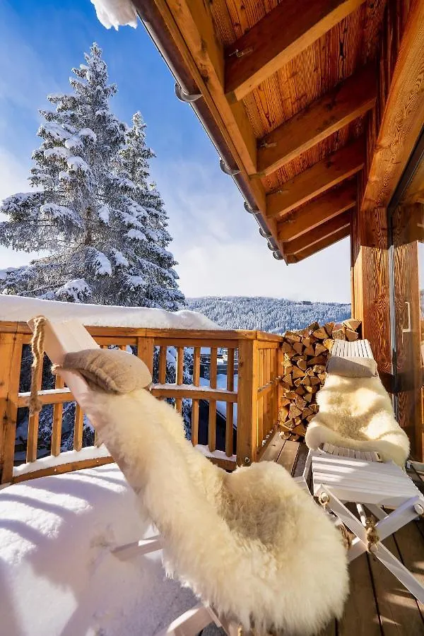 Les Clarines D'Or,Villa Avec Piscine,Jacuzzi Et Sauna , Aux Pieds Des Pistes De Ski , Pour 12 Personnes Courchevel Chalet