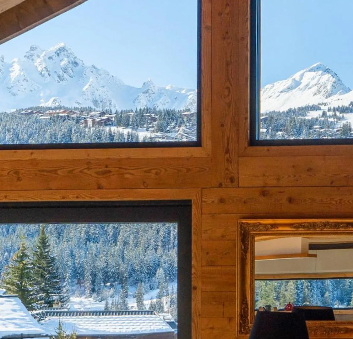 Les Clarines D'Or,Villa Avec Piscine,Jacuzzi Et Sauna , Aux Pieds Des Pistes De Ski , Pour 12 Personnes Courchevel 0*,  France